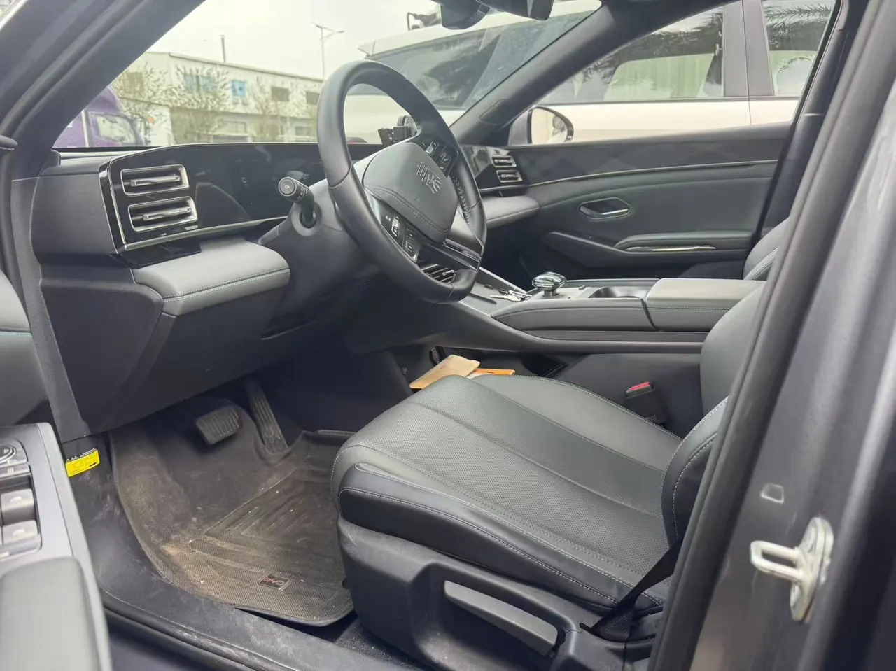 BYD 2024 Qin L DM-i 1.5 stepless 80KM leading automatic gear 2