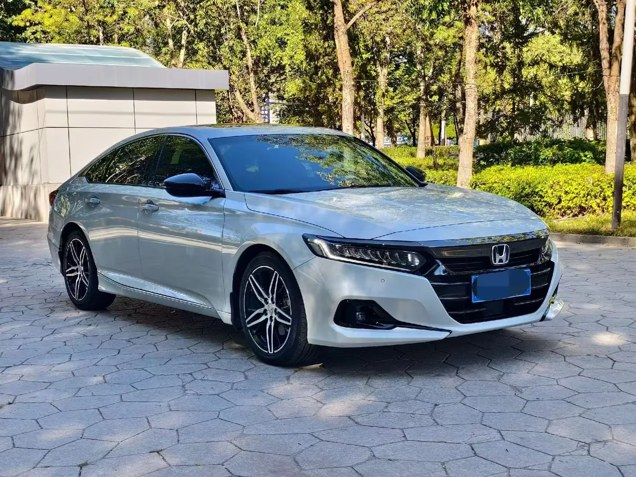 Honda 2022 10th Generation Accord Hybrid 2.0 Stepless Magic Night Reed Edition Automatic Gear 3