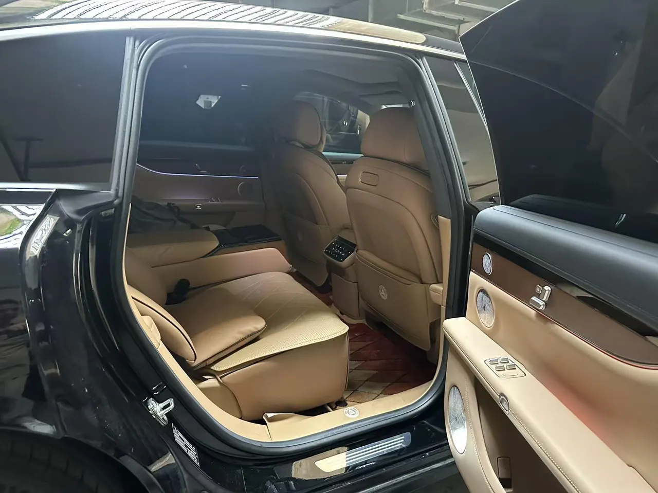 Luxeed 2024 S9 Max Rear-drive Long-range Automatic Gear 4