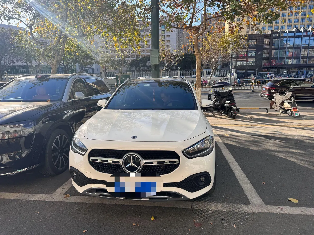 Mercedes Benz 2020 GLA 180 1.3T automatic gear 2