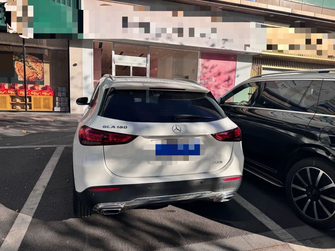 Mercedes Benz 2020 GLA 180 1.3T automatic gear 3