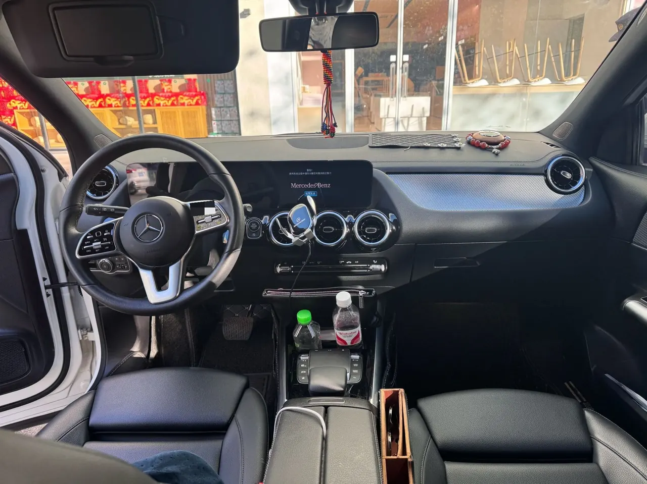 Mercedes Benz 2020 GLA 180 1.3T automatic gear 4