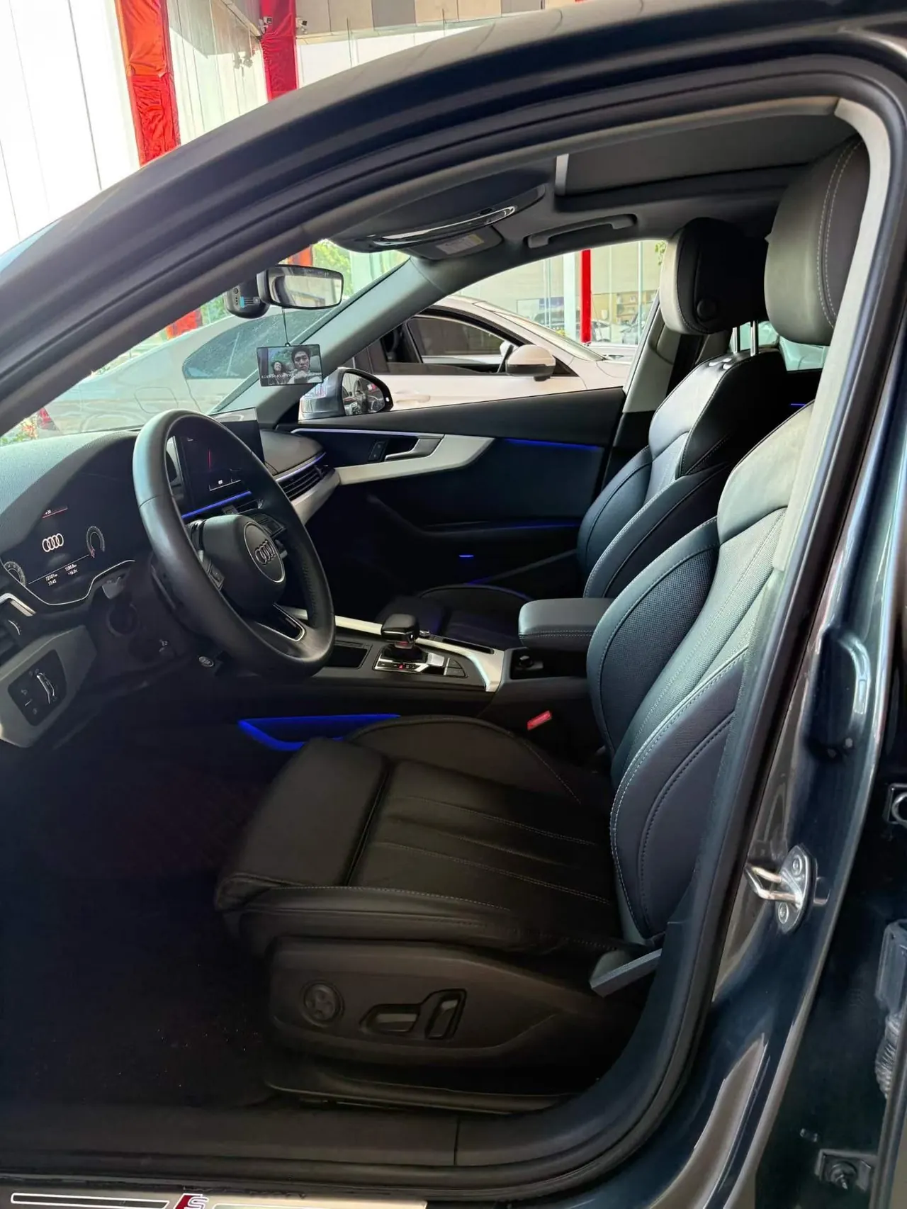 Audi 2020 A4L 2.0TFSI 40TFSI Fashion Dynamic Automatic 7