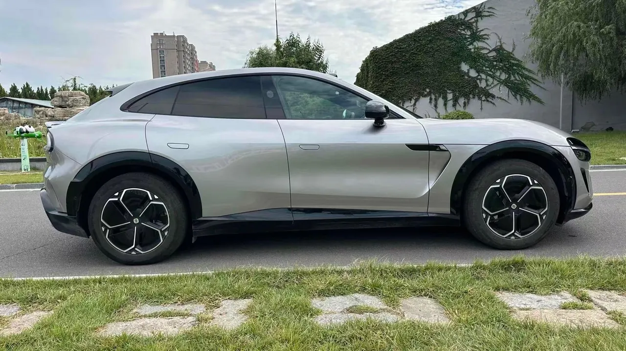 MI 2025 YU7 Long Endurance Rear Drive Automatic Gear 4