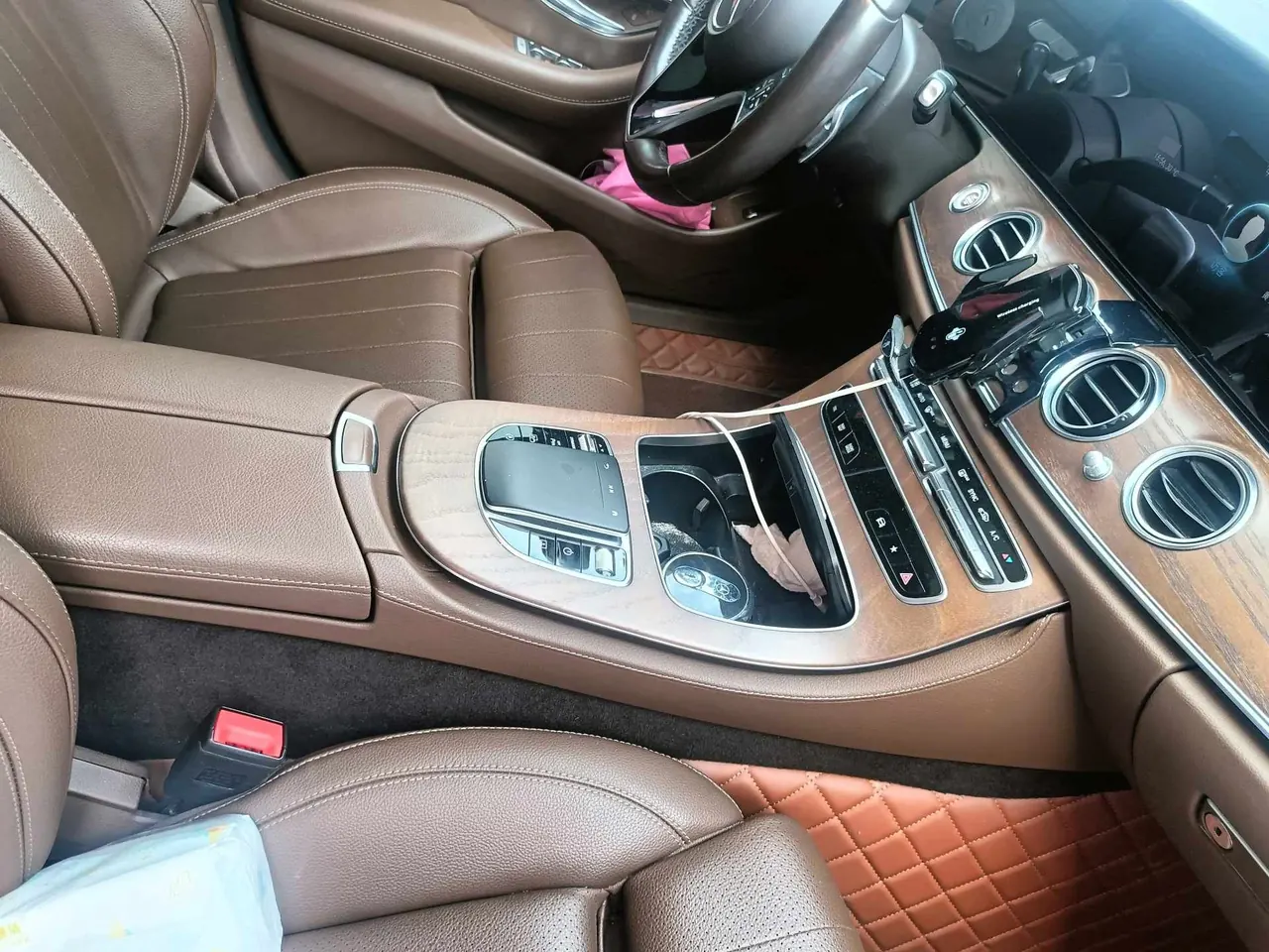 Mercedes Benz E Class 2022 E 300 L 2.0T Luxury (Change 2) Automatic Gear 6