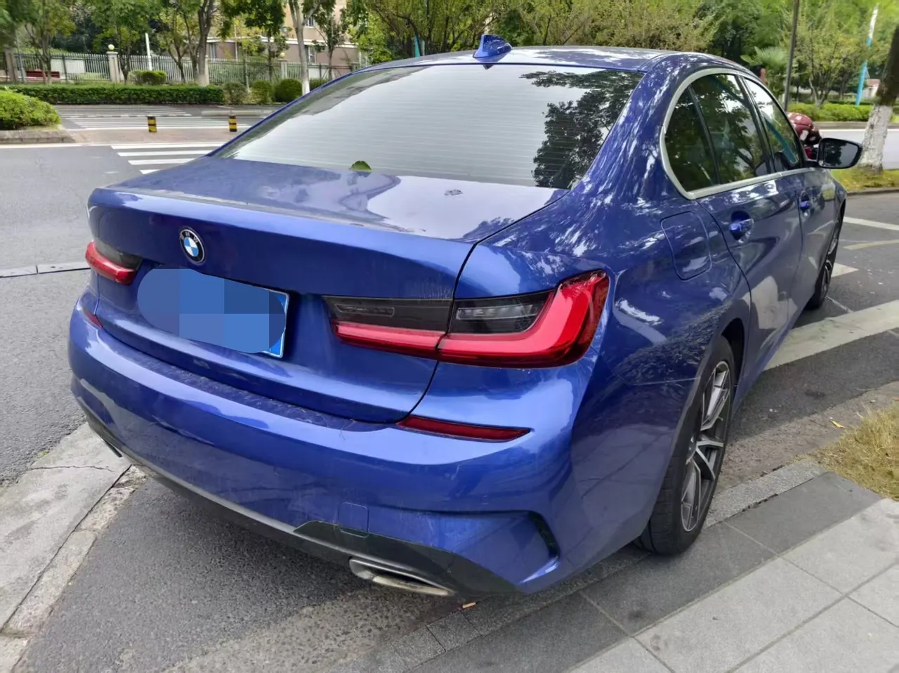 BMW 3 Series 2020 325Li 2.0T M Sports Suit Automatic Gear 2
