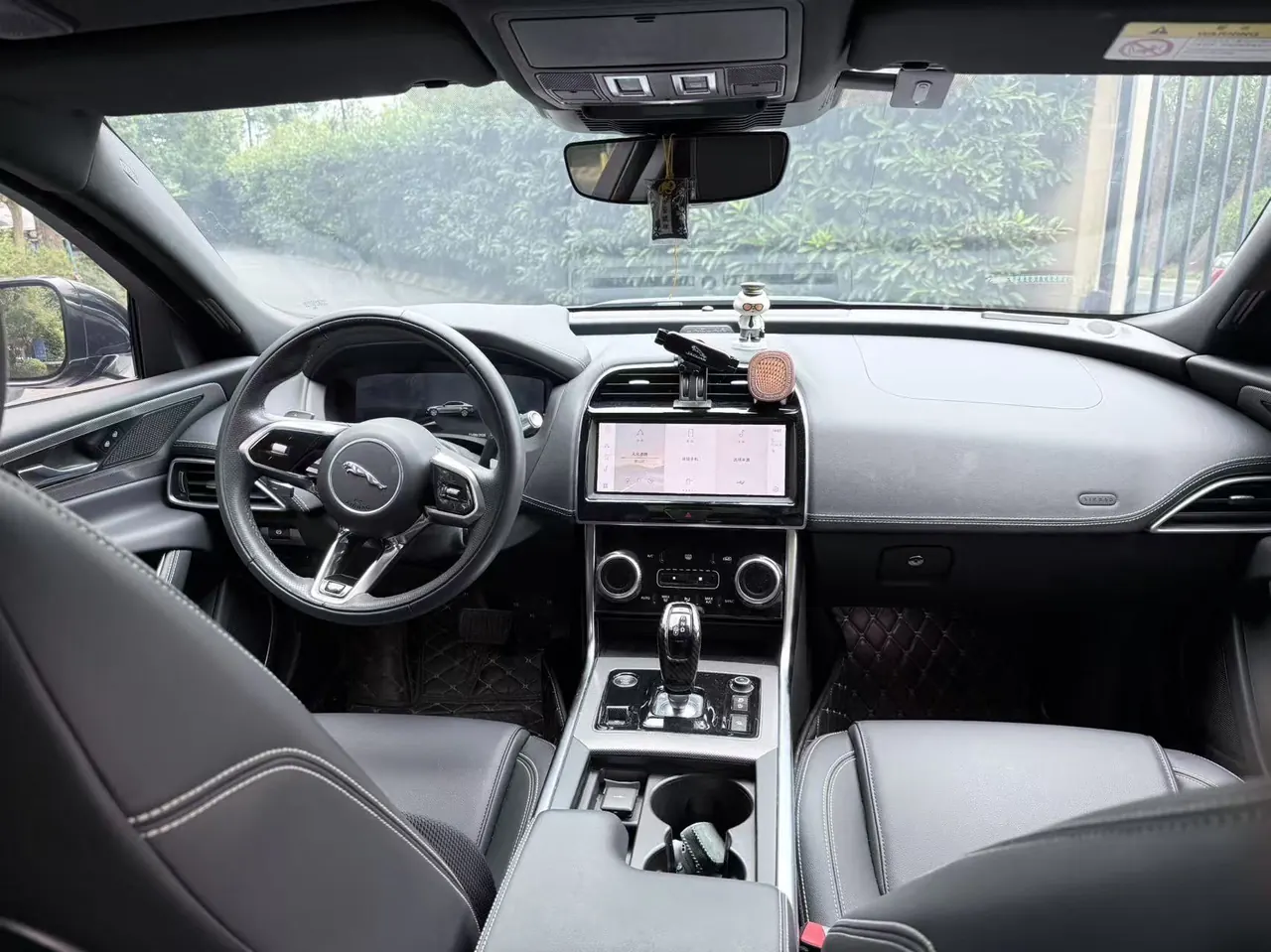 Jaguar 2021 XEL 2.0T 250PS R-DYNAMIC S Enterprising Sports Edition Automatic Gear 3