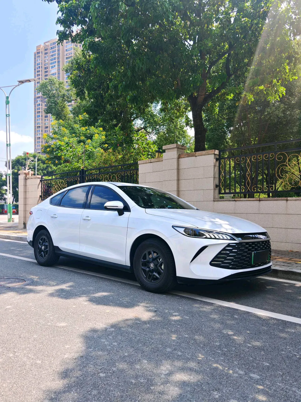 BYD 2025 seals 05 DM-i 1.5 stepless smart driving version 55KM luxury automatic gear 2