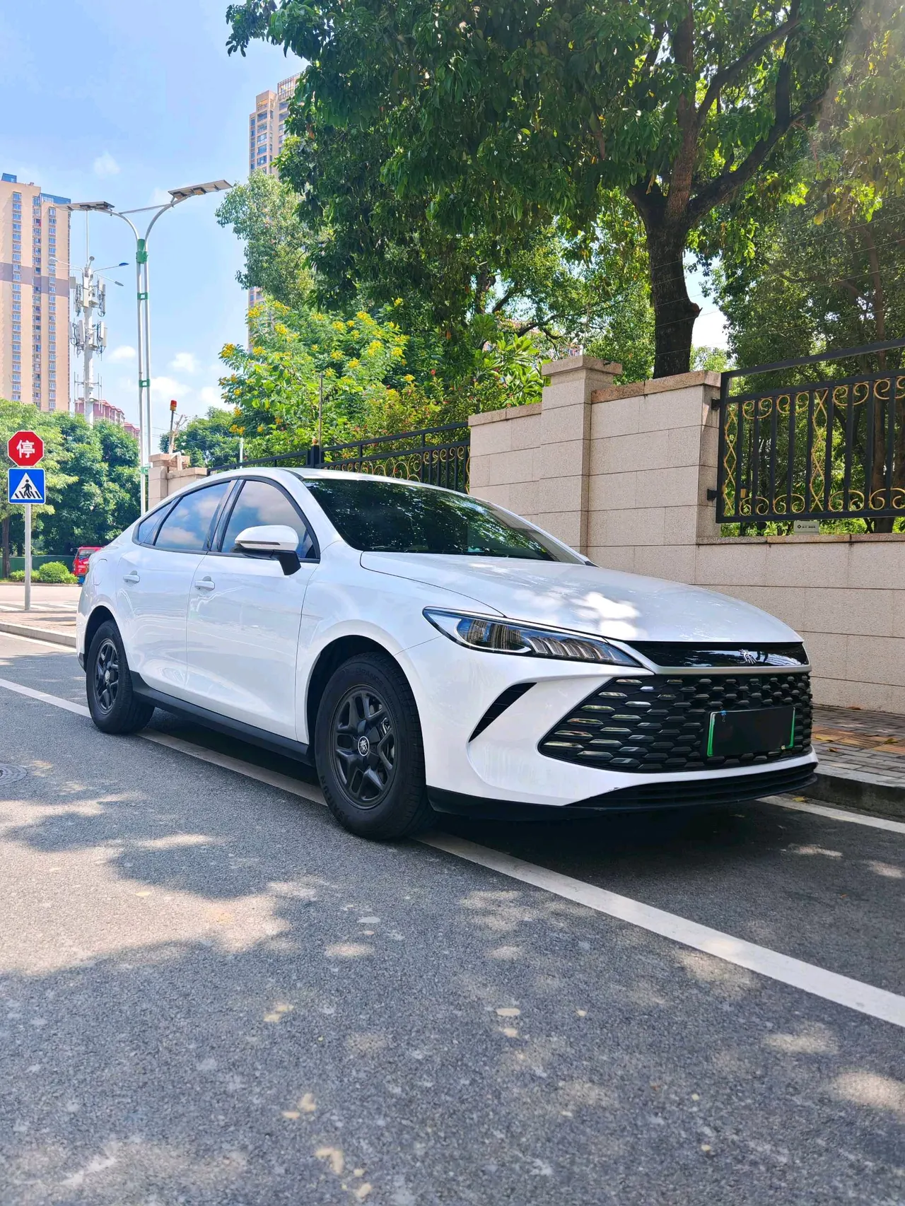 BYD 2025 seals 05 DM-i 1.5 stepless smart driving version 55KM luxury automatic gear 6