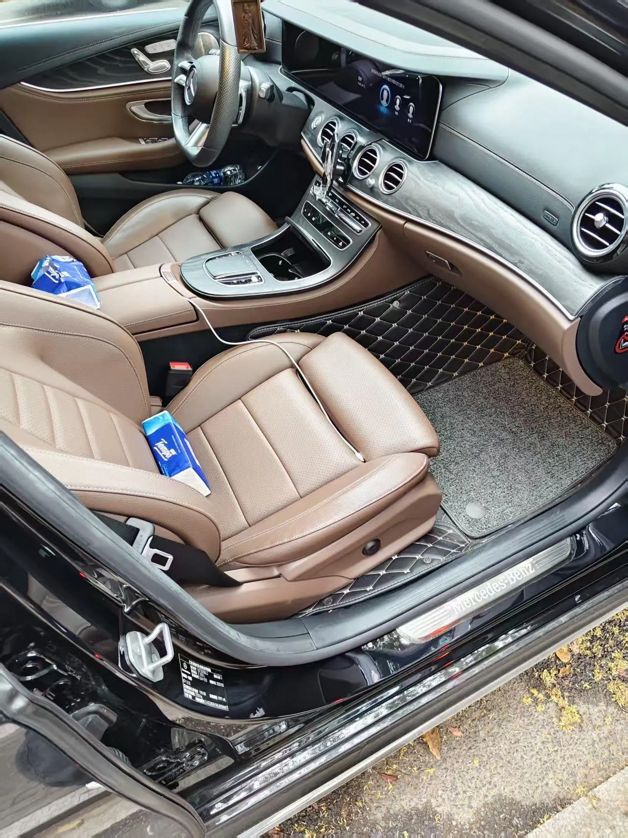 Mercedes Benz E-Class 2022 E 300 L 2.0T Sports Luxury (Change 2) Automatic Gear 6