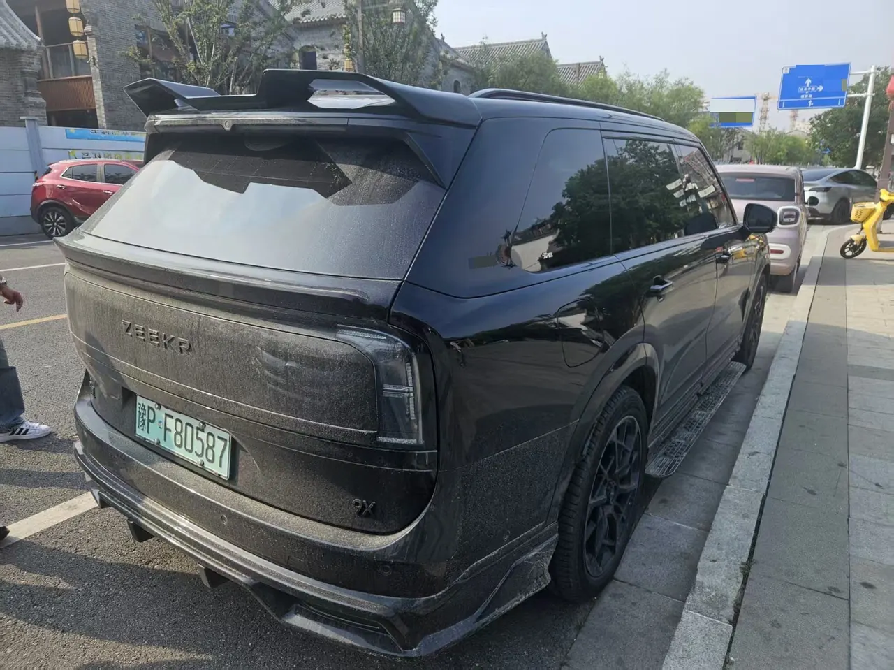 Zeekr 2025 Zeekr 9X 2.0T Ultra 55kWh automatic gear 7
