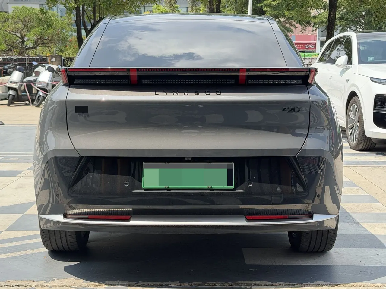 LYNK&amp;CO 2025 LYNK&amp;CO Z 20 530km Rear Drive Max Automatic 5