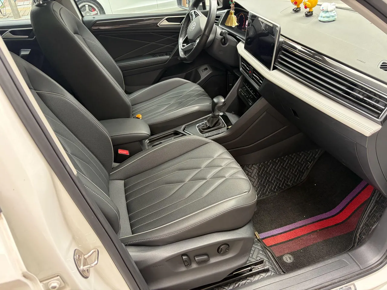 Volkswagen 2022 Tiguan L 2.0TSI 330TSI Two-Drive Smart Edition Automatic Gear 5