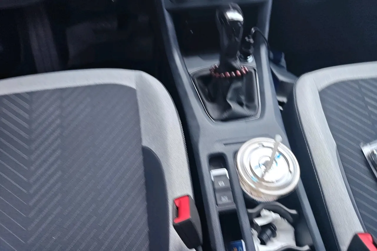 Volkswagen 2025 Tuyue Xinrui 1.5 Ruijin Edition Automatic Gear 4