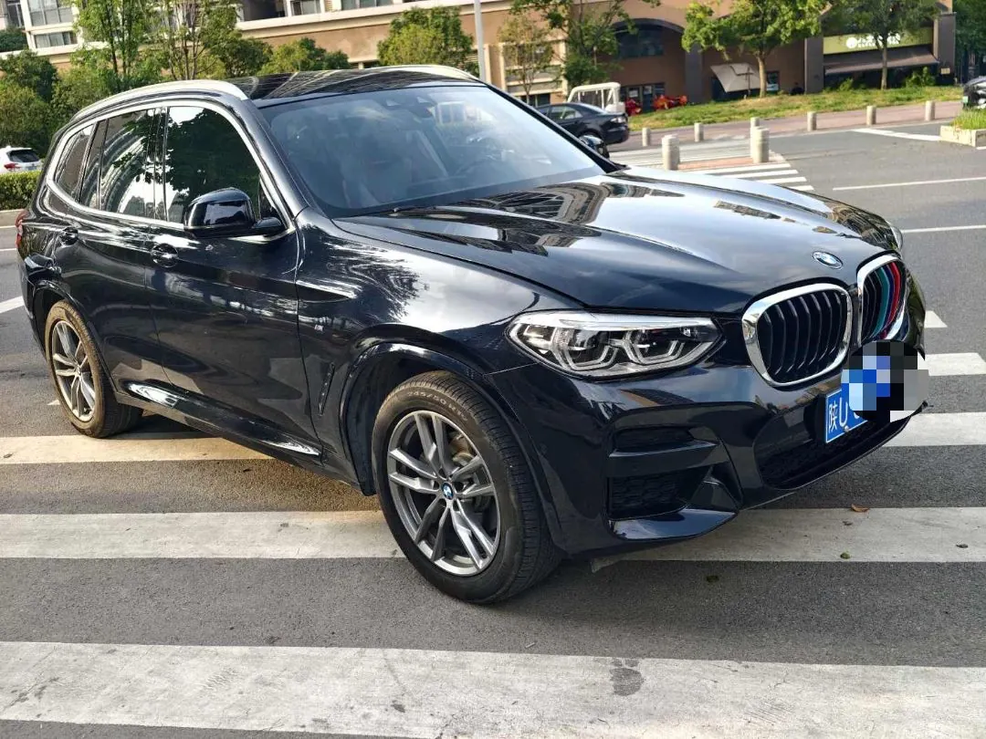 BMW 2020 X3 xDrive28i 2.0T M sports suit automatic gear 2