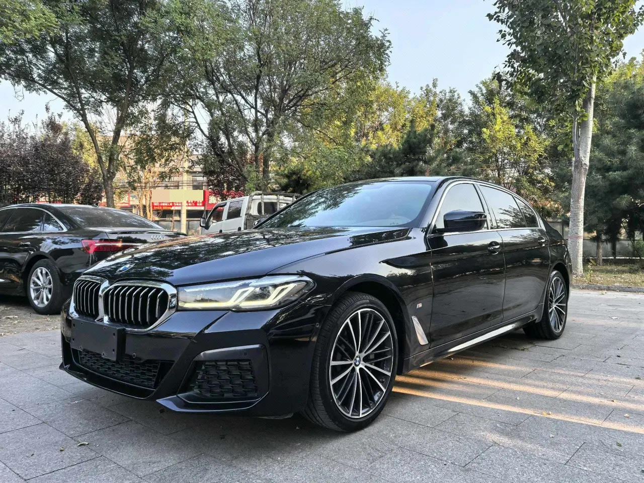 Open image lightbox: BMW 5 Series 2021 530Li 2.0T Leading M Sports Suit Automatic Gear