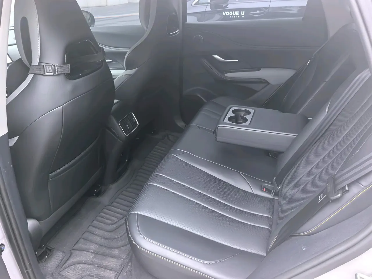 BYD 2025 Sea Lion 05 DM-i 1.5 Stepless 75KM Luxury Automatic 4