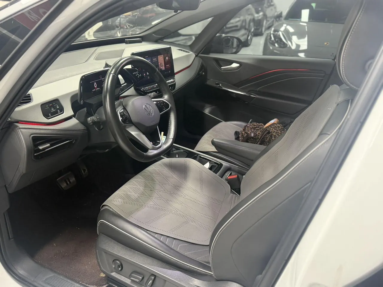 Volkswagen 2024 ID. 3 superior version of automatic transmission 5
