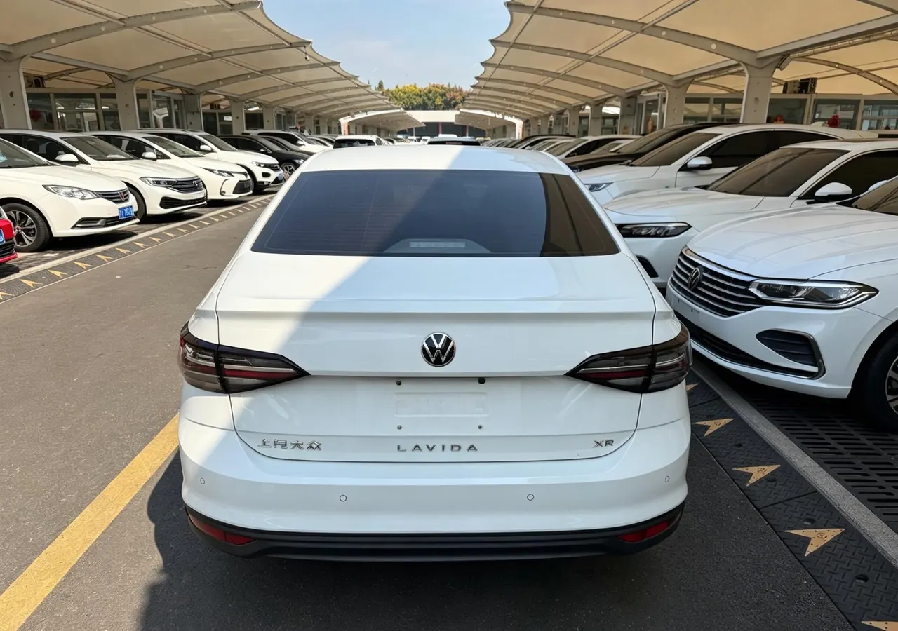 Volkswagen 2025 Lavida New Trend 1.5 Outstanding New Edition Automatic Transmission 9