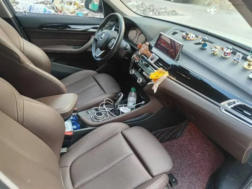 BMW 2020 X1 sDrive20Li 1.5T fashion automatic gear 5