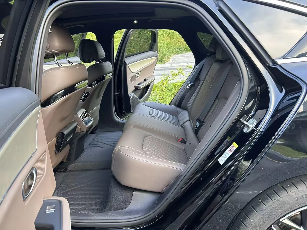 BYD 2025 Han DM-i 1.5T stepless 125KM noble automatic gear 6