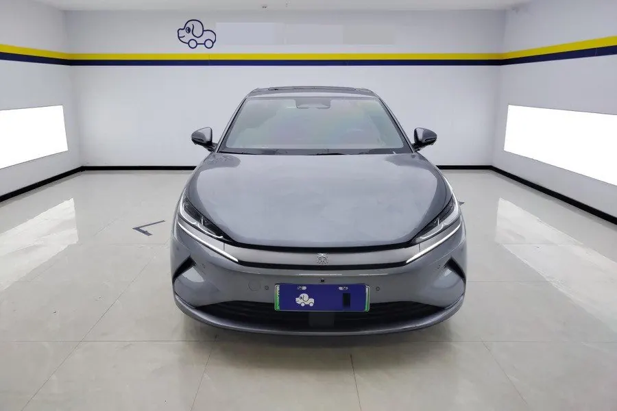 BYD 2025 Qin L EV 545KM Exceed automatic gear 3