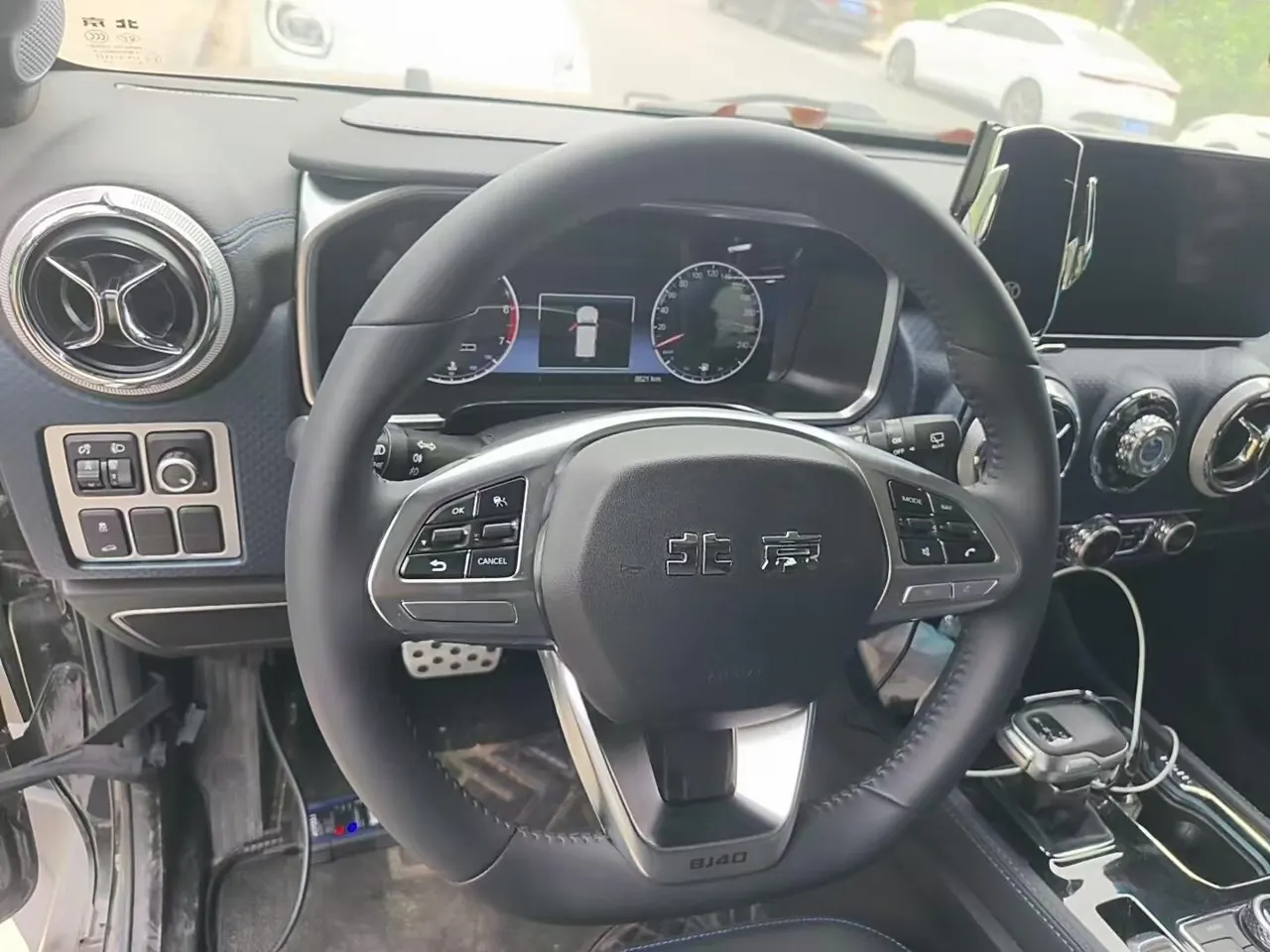 Beijing 2024 BJ40 2.0T Urban Hunter Honor Edition Automatic Transmission 5