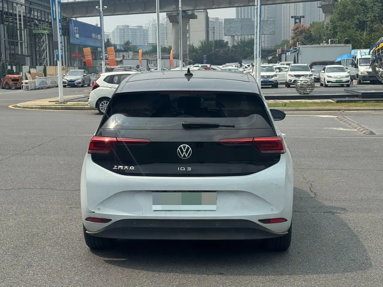 Volkswagen 2023 ID. 3 Pure Smart Edition Automatic Transmission 8