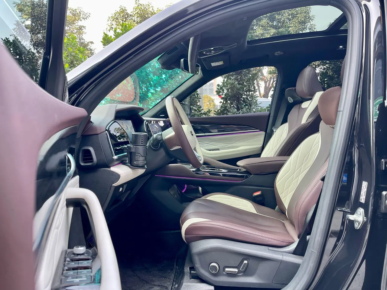 Geely 2021 XingyueL (Monjaro) 2.0TD EVO two-wheel drive smart automatic gear 3