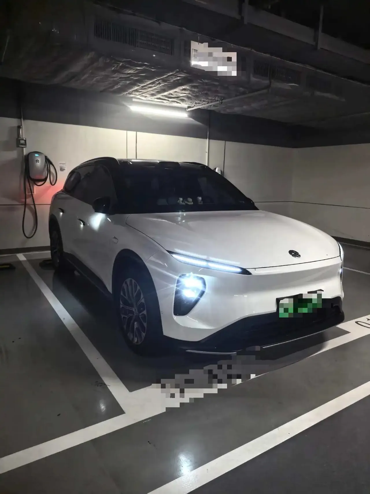 NIO 2024 ES6 75kWh automatic gear 2