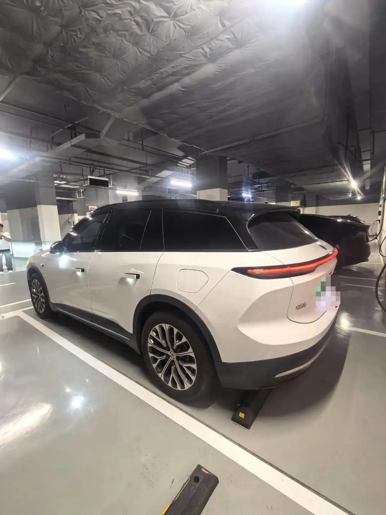 NIO 2024 ES6 75kWh automatic gear 3