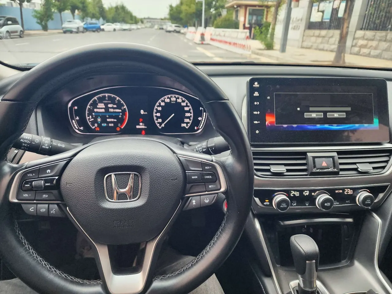 Honda 2022 10th Generation Accord 1.5T Stepless 260TURBO Deluxe Automatic Gear 7