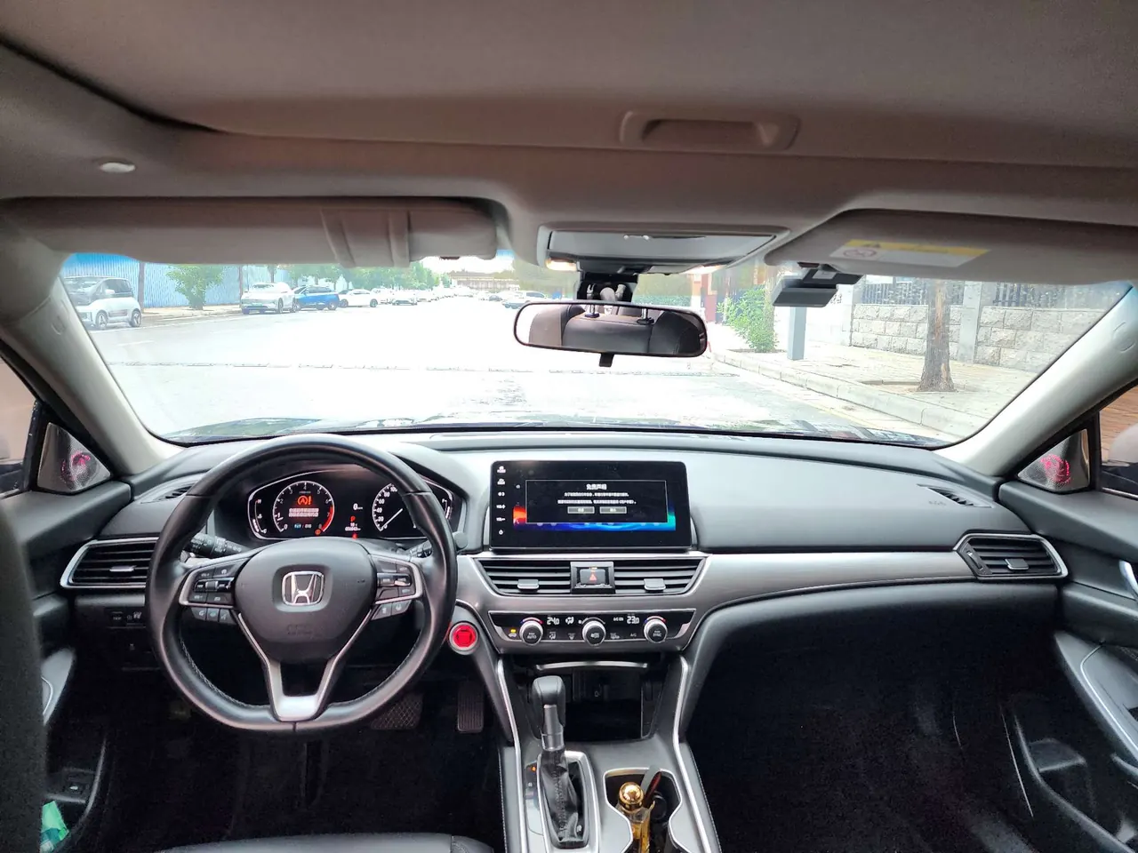Honda 2022 10th Generation Accord 1.5T Stepless 260TURBO Deluxe Automatic Gear 9