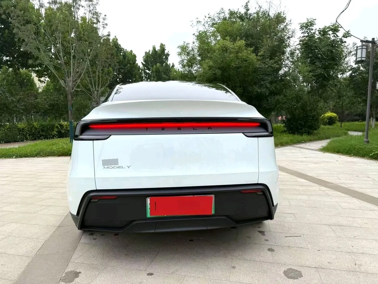 Tesla 2025 Model Y rear-wheel drive version automatic transmission 6