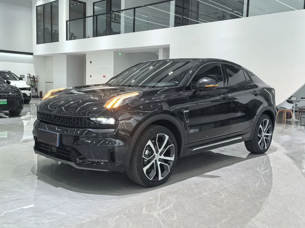 Open image lightbox: LYNK&CO 2020 LYNK&CO 05 2.0TD four-wheel drive Halo automatic gear