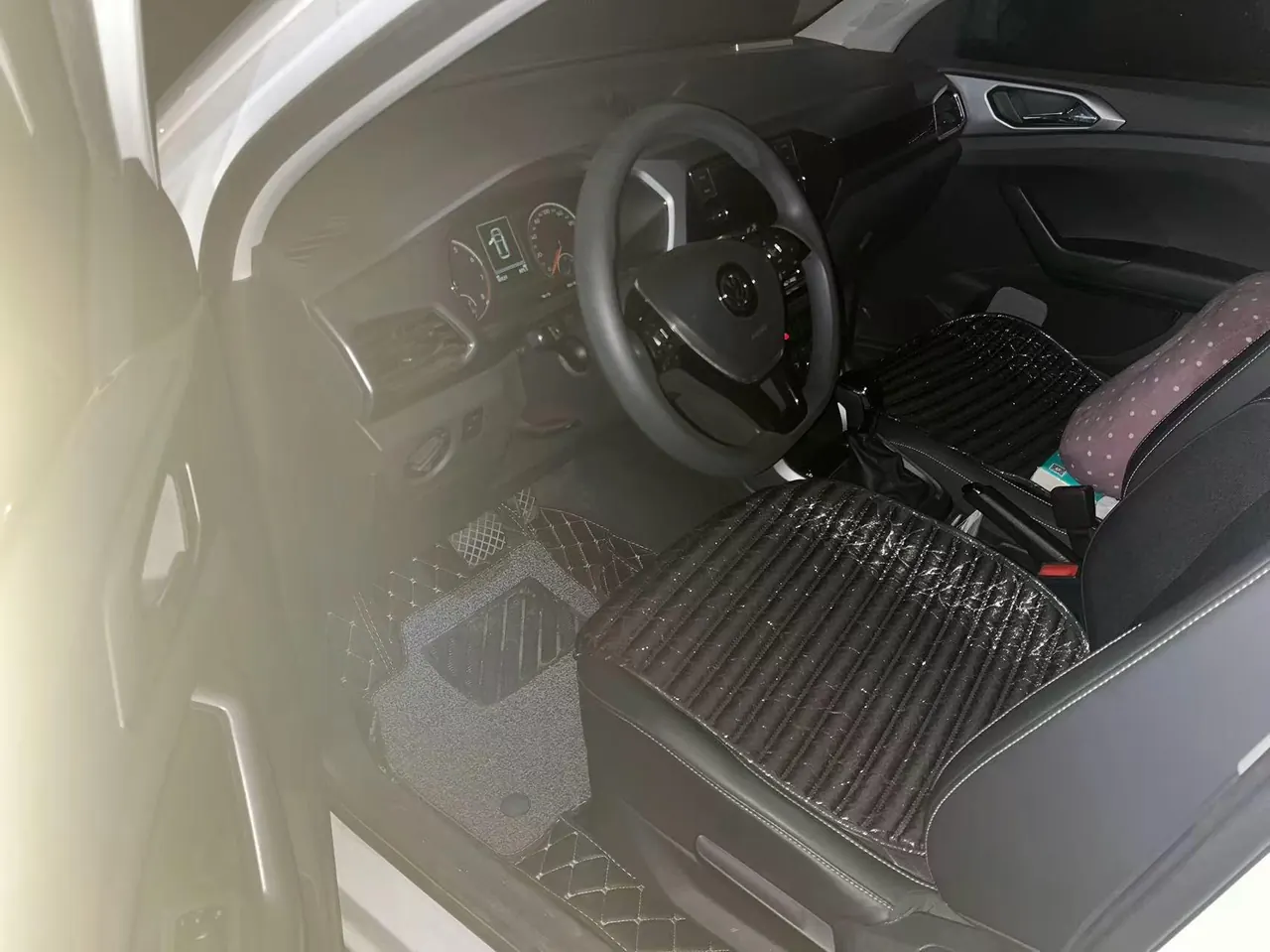 Volkswagen 2020 T-Cross (Tujia) 1.5 Comfort Edition Automatic Gear 4