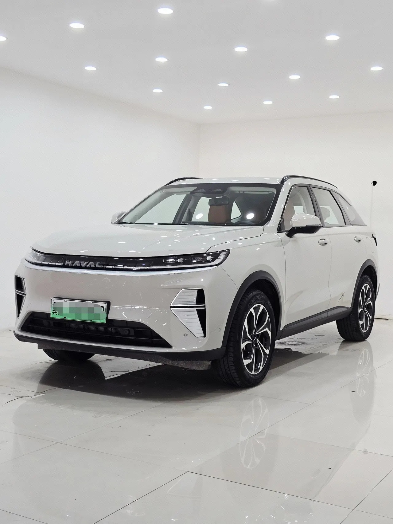 Open image lightbox: Haval 2025 Xiaolong MAX 1.5 Hi 4 165 Ultra Smart Driving Edition Automatic Gear