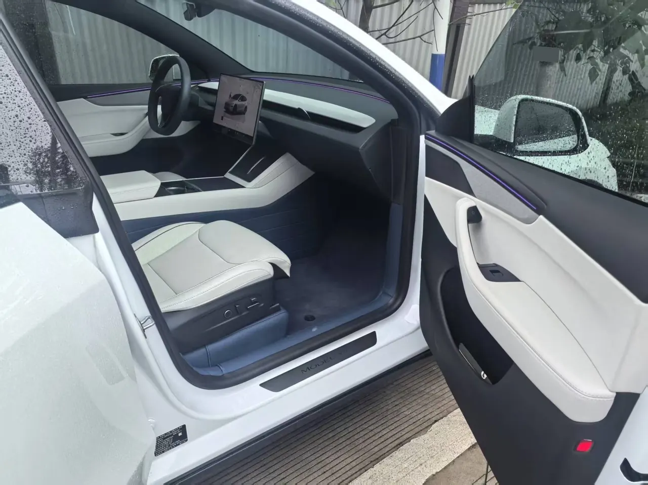 Tesla 2025 Model Y L Long Endurance All-Wheel Drive Automatic Transmission 7