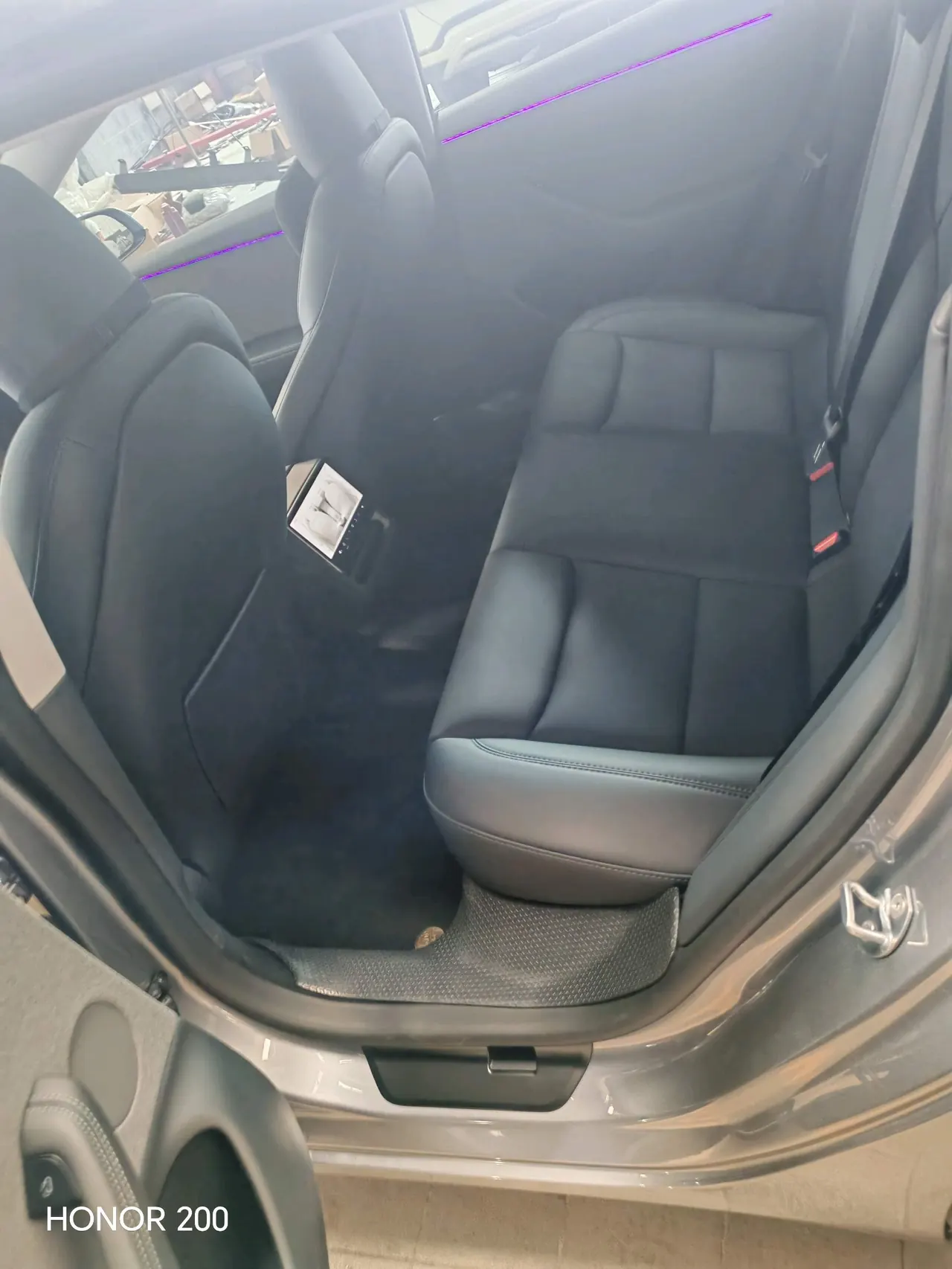 Tesla 2025 Model 3 rear-wheel drive version of automatic transmission 8