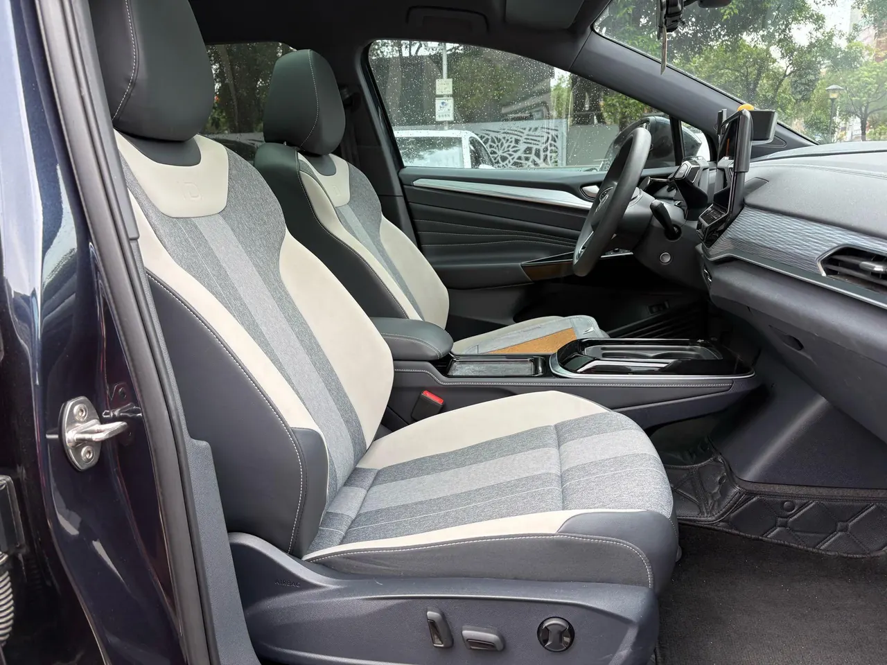 Volkswagen 2022 ID. 4 CROZZ Standard Endurance PURE Edition Automatic 9