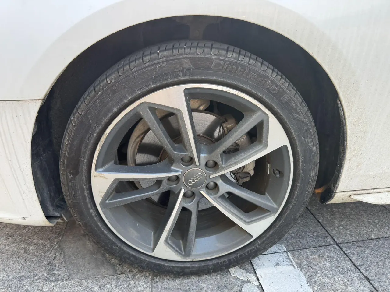 Audi 2020 A4L 2.0TFSI 40TFSI Fashion Dynamic Automatic 6