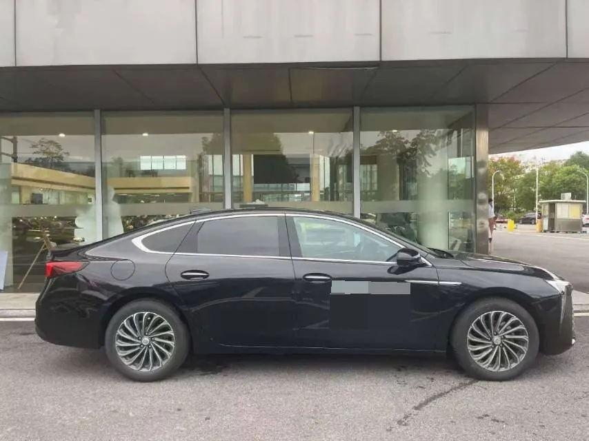 Buick 2025 LaCrosse 2.0T 28T Platinum Edition, automatic transmission 7