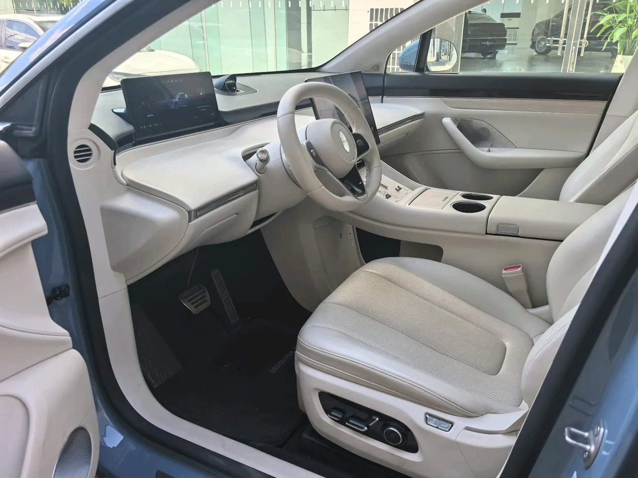 Intellectual 2024 R 7 802km Max Automatic Gear 5