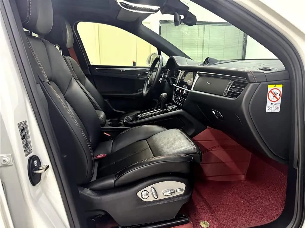 Porsche Macan (Imported) 2022 Macan 2.0T Automatic Gear 13