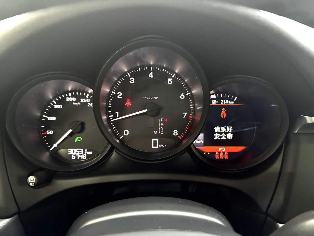 Porsche Macan (Imported) 2022 Macan 2.0T Automatic Gear 18