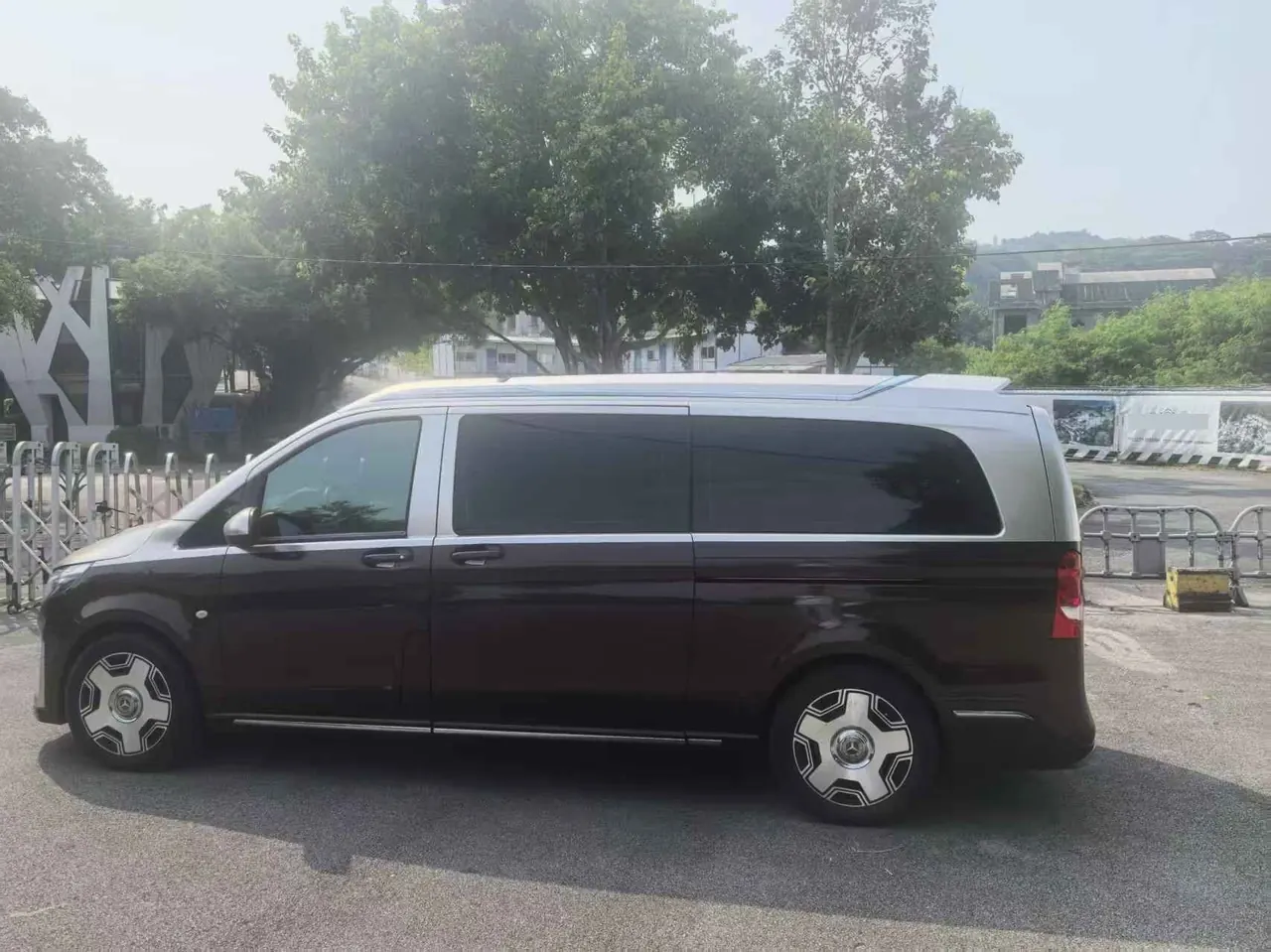 Mercedes Benz 2024 Vito 2.0T Business Edition 7-seat Automatic Gear 13