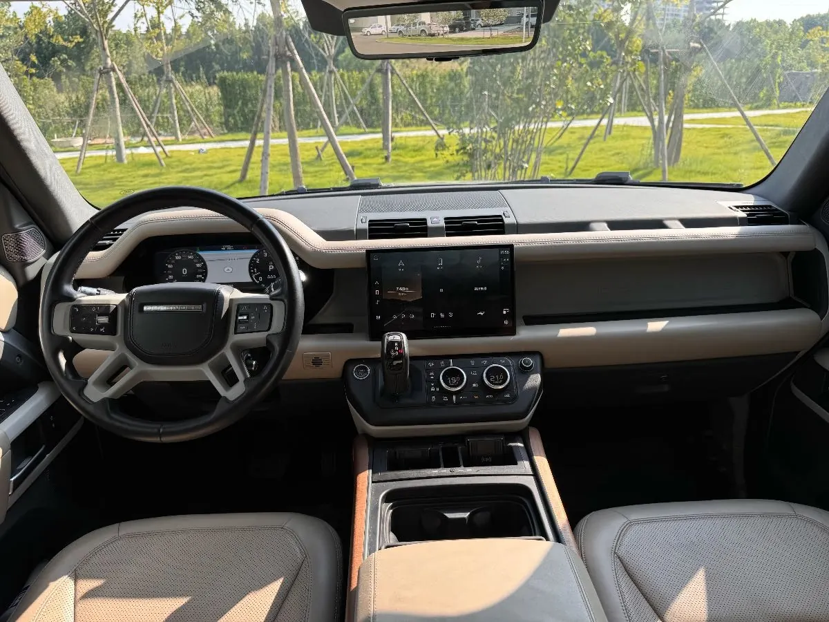 Land Rover Guard (Imported) 2022 Guard 110 48V 3.0T P400 Diablo Special Edition Automatic Gear 3
