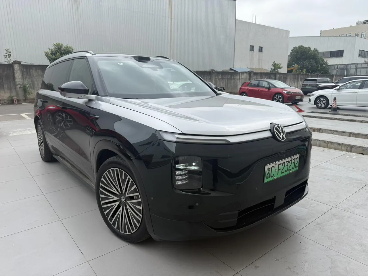 Volkswagen 2026 ID.ERA 9X Max 4-wheel drive automatic gear 3