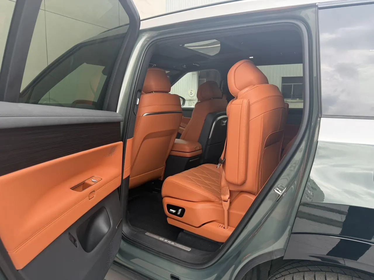 Volkswagen 2026 ID.ERA 9X Max 4-wheel drive automatic gear 6