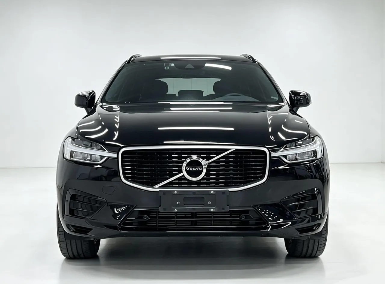 Volvo 2020 XC60 2.0T T5 4-wheel drive Zhiyuan Sports Edition Automatic Gear 8
